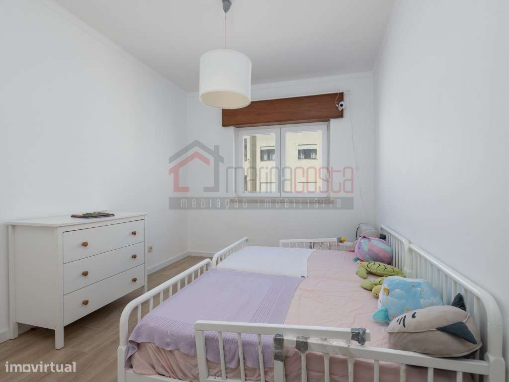 Apartamento T3 com Garagem Peniche Venda-12