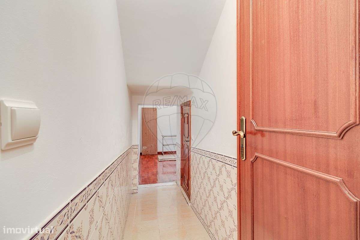 Moradia T8 para venda-8