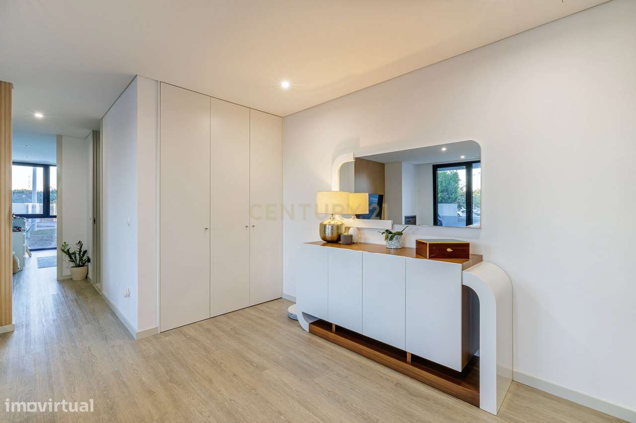 Apartamento Premium em Nogueira e Silva Escura, Maia-6