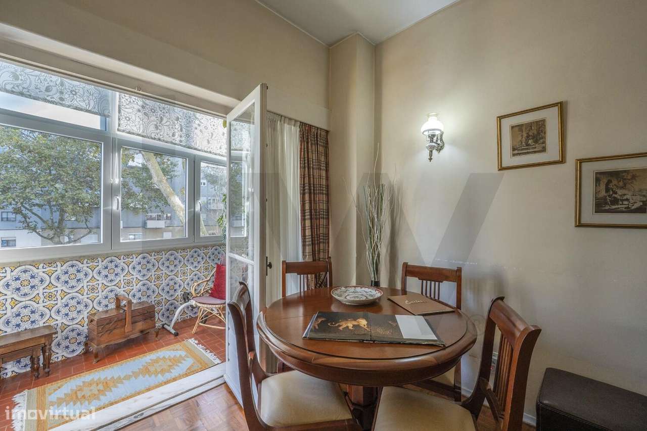 Extraordinário apartamento de 4 assoalhadas - Benfica - Grande imagem: 2/17