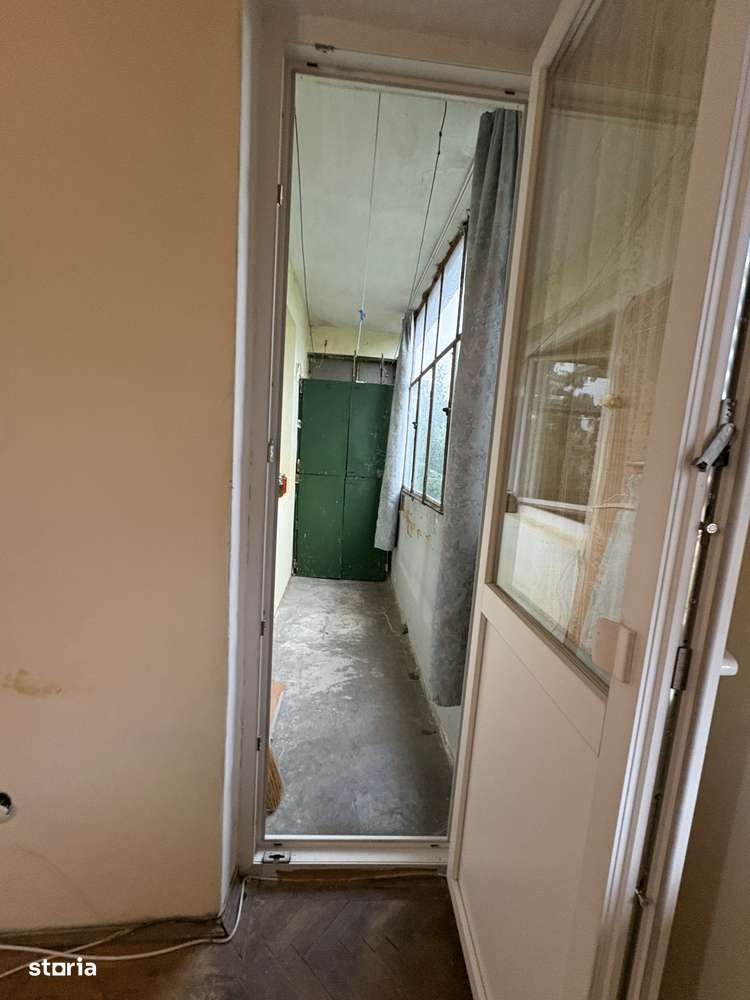 Apartament doua camere ,str Iza-8