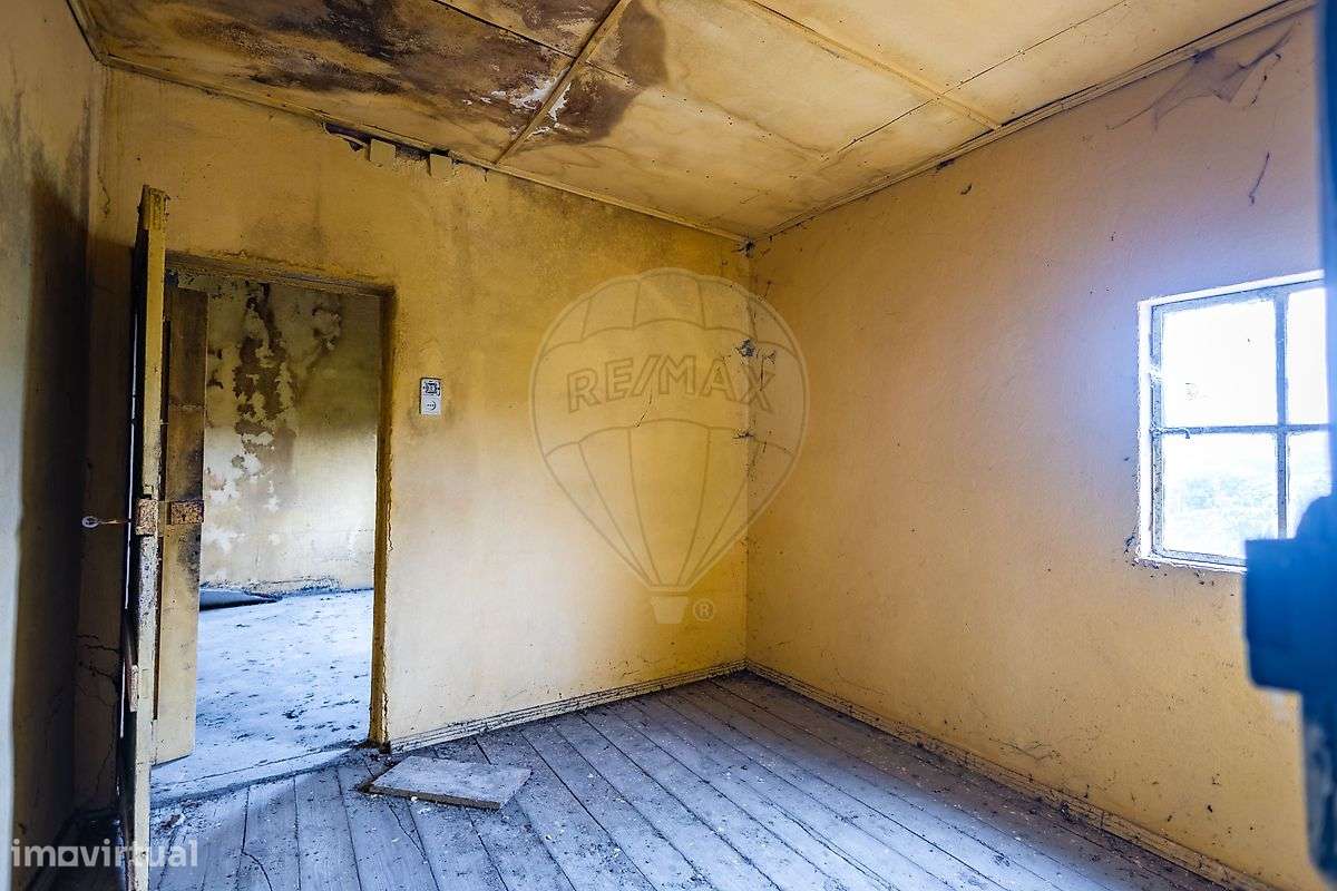 Moradia T5 para venda-14