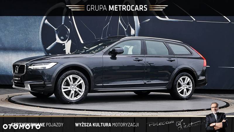 Volvo V90 Cross Country D4 AWD Pro - 4