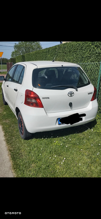 Toyota Yaris - 4