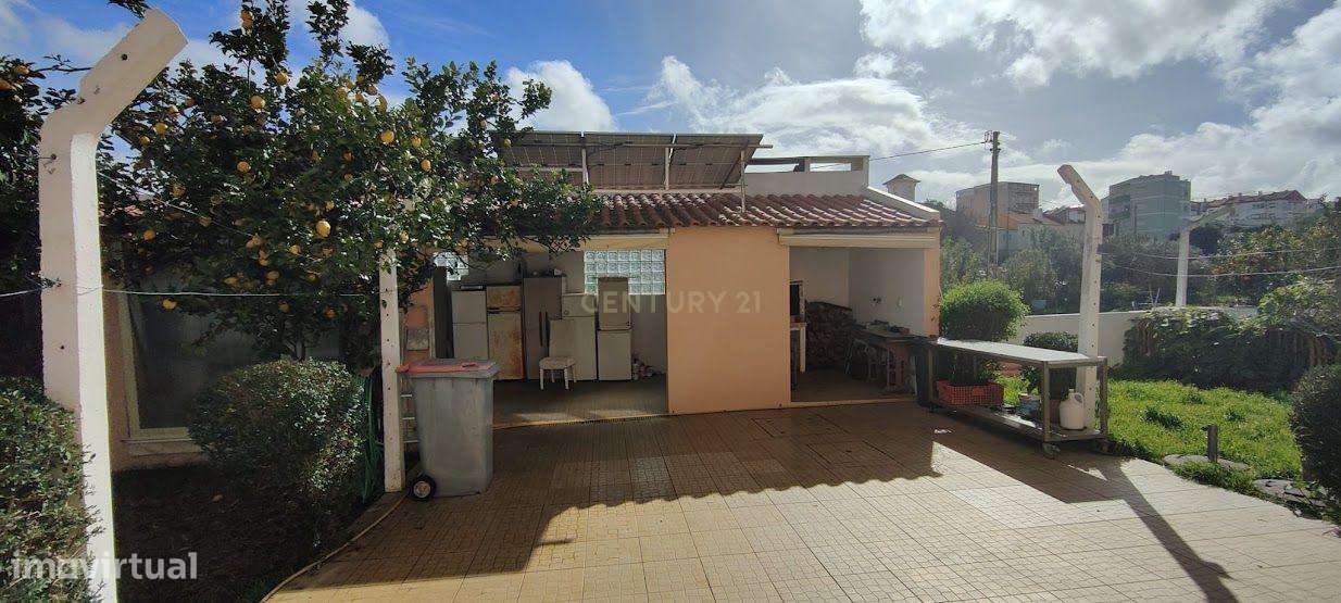 Moradia independente com 8 quartos | Caneças-Odivelas-17