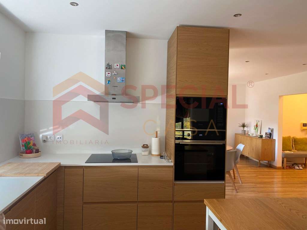Apartamento T3+1 em Arcozelo-10