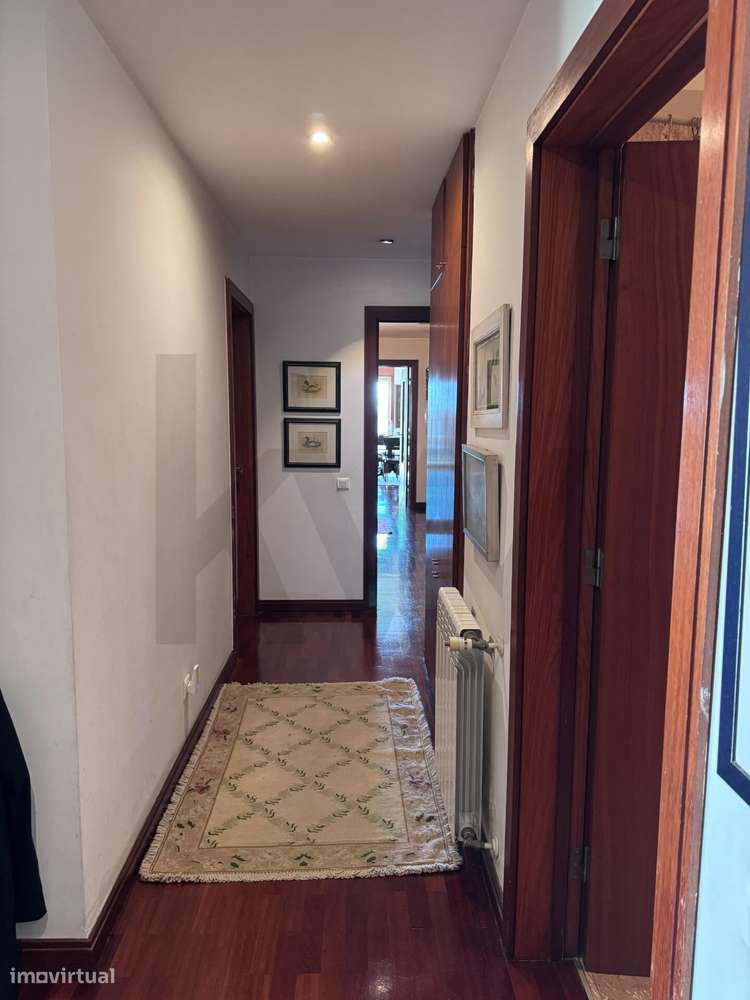 Apartamento T4 na Primeira Linha de Mar em Matosinhos-14