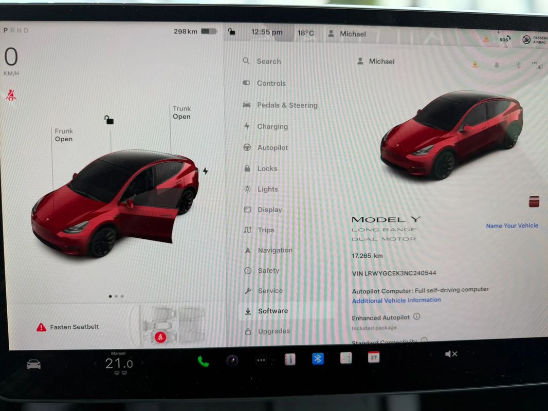 Tesla Model Y Long Range Dual Motor AWD - 8