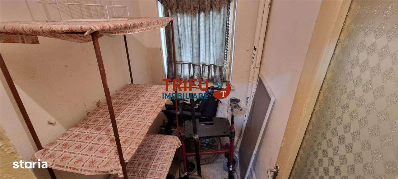 Apartament de vanzare 2 camere zona Closca-5