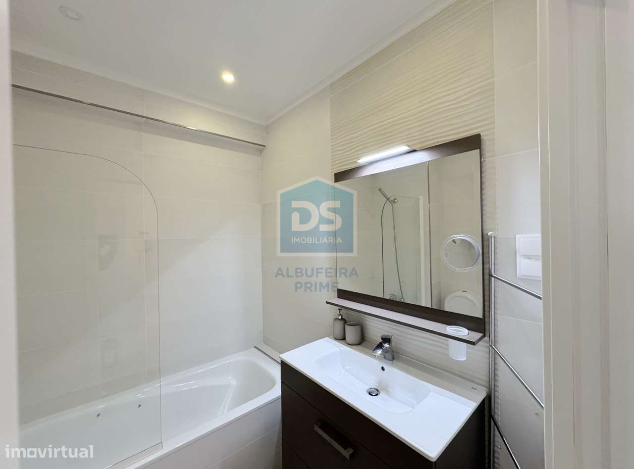 Apartamento T2 Venda em Quarteira,Loulé-26