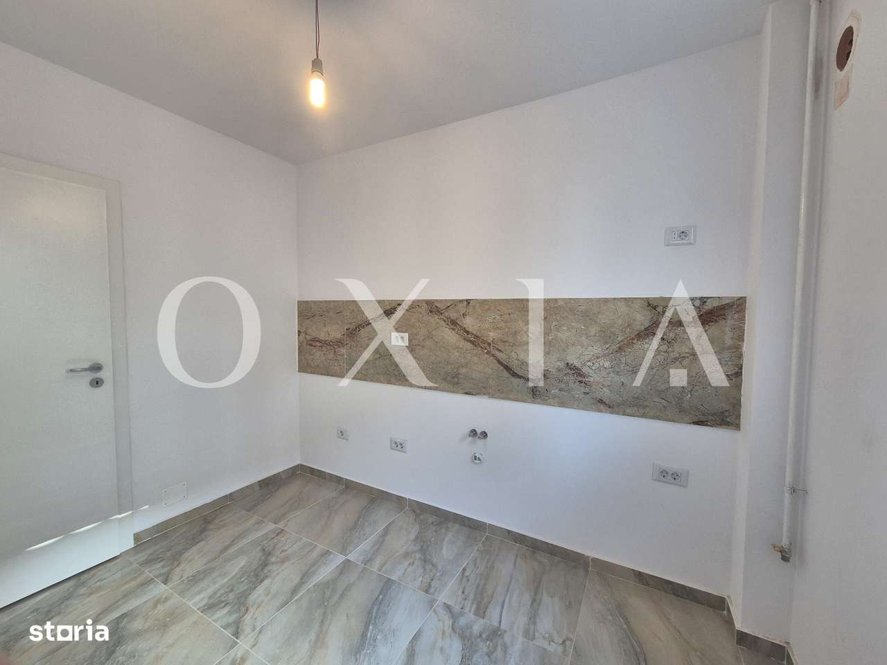 AX1028 Giroc, Zona Neptun, Bucatarie Inchisa - Imagine principală: 5/20