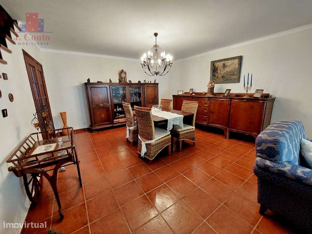 Quintinha com 14.000m2 de terreno com mina de água e árvores de fruto.-15