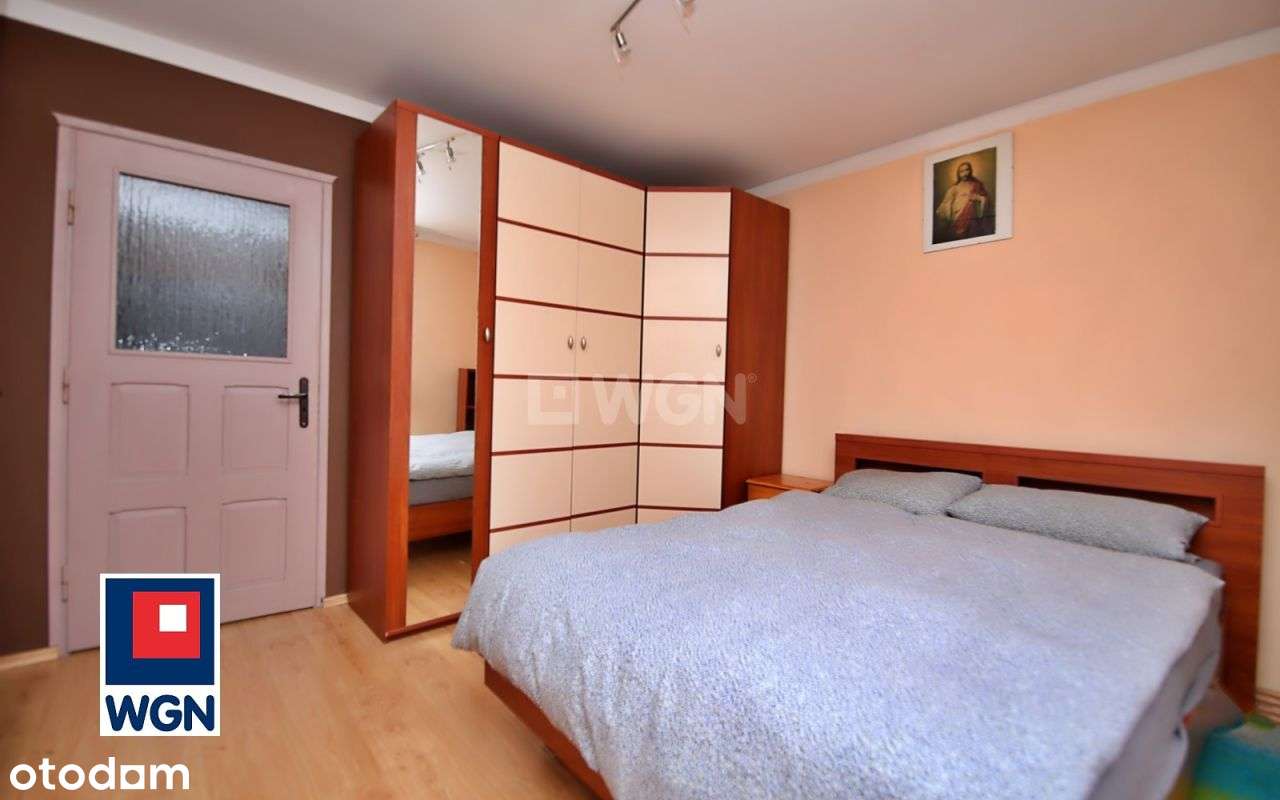 Atrakcyjny dom w cichej okolicy-8