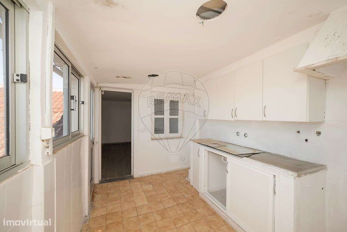 Moradia T4 para venda-25