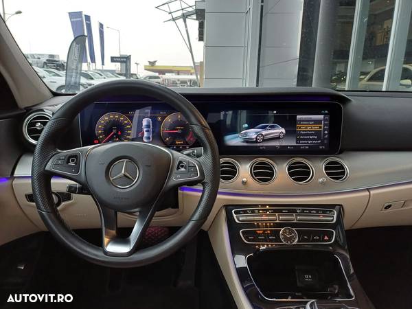 Mercedes-Benz E 220 d 4MATIC Aut. - 14