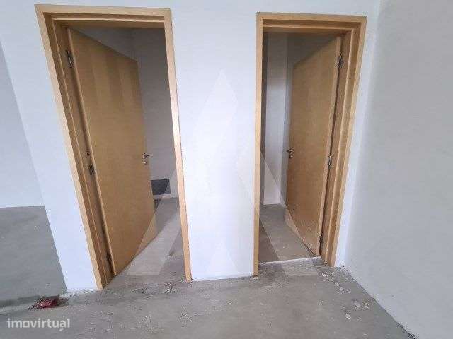 Loja para arrendamento localizada no centro da cidade de Aveiro - Grande imagem: 5/14