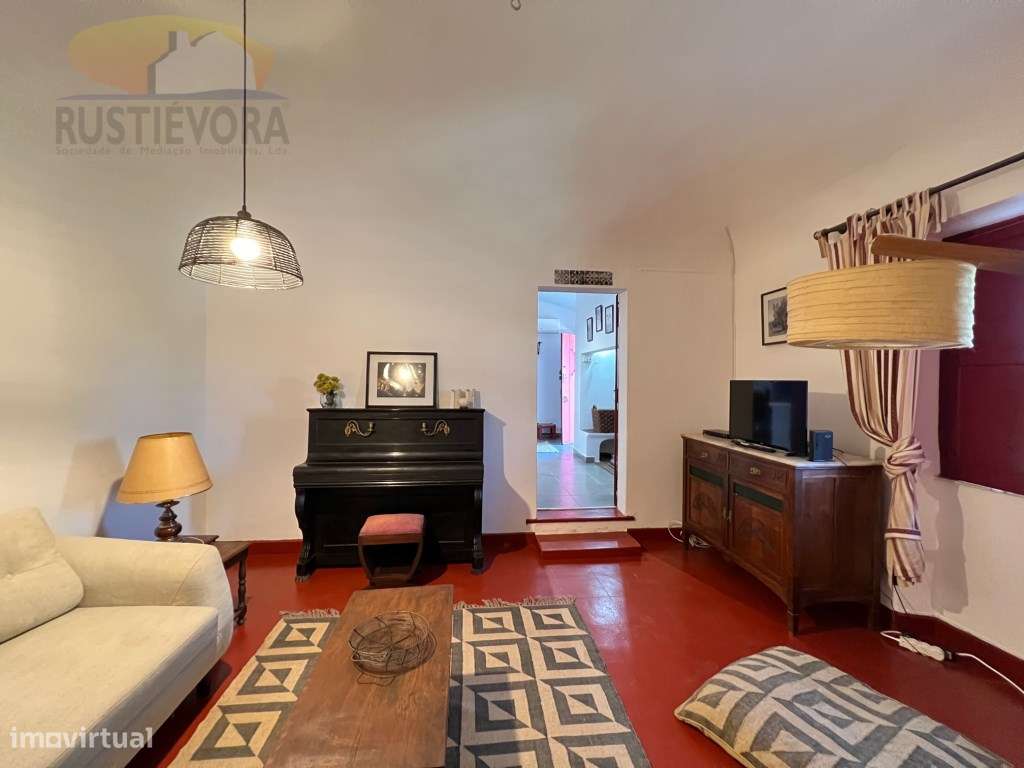 Quinta com 16 ha, com 4 Moradias Unifamiliares, piscina e várias ár...-28