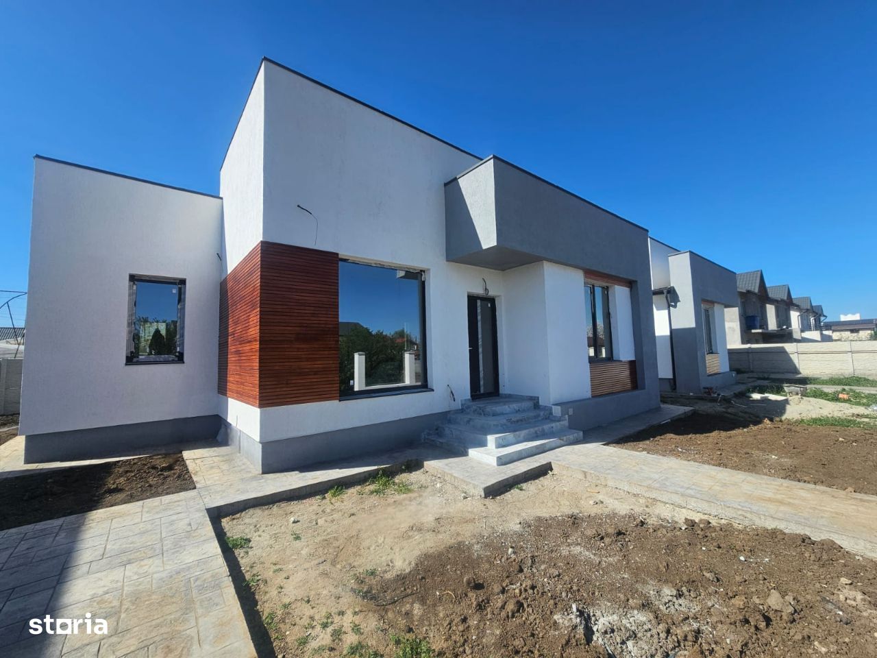 Vila casa de vanzare cu design modern in comuna Berceni Ilfov