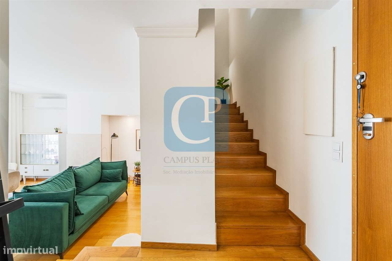 Apartamento T2 duplex no centro de Valongo-17
