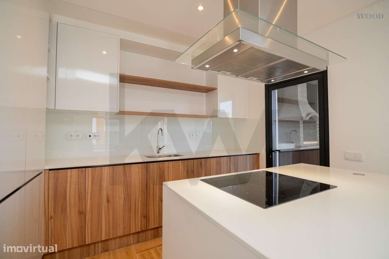 Excelente apartamento novo entre a cidade e o mar-14