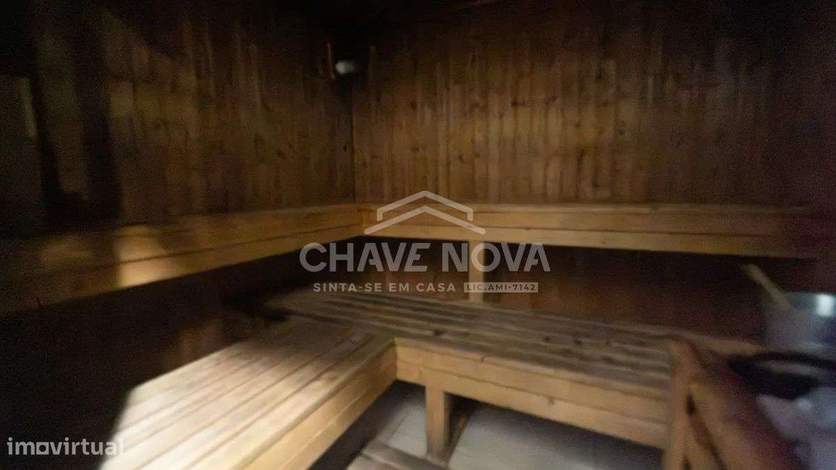 PS - Excelente Apartamento T3 em prédio Lake Towers, Vila Nova de Gaia-34