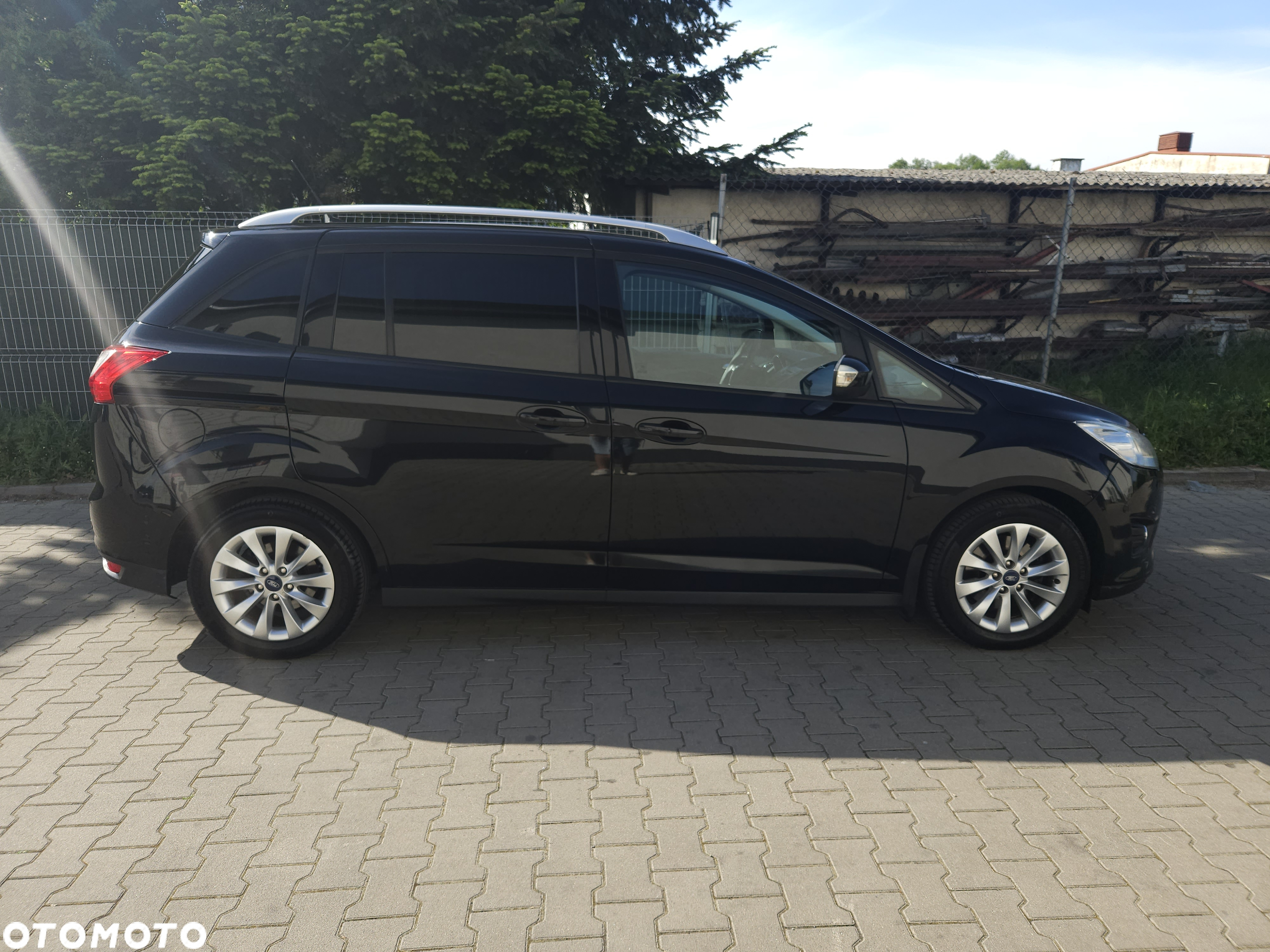 Ford Grand C-MAX 1.6 TDCi Titanium - 20