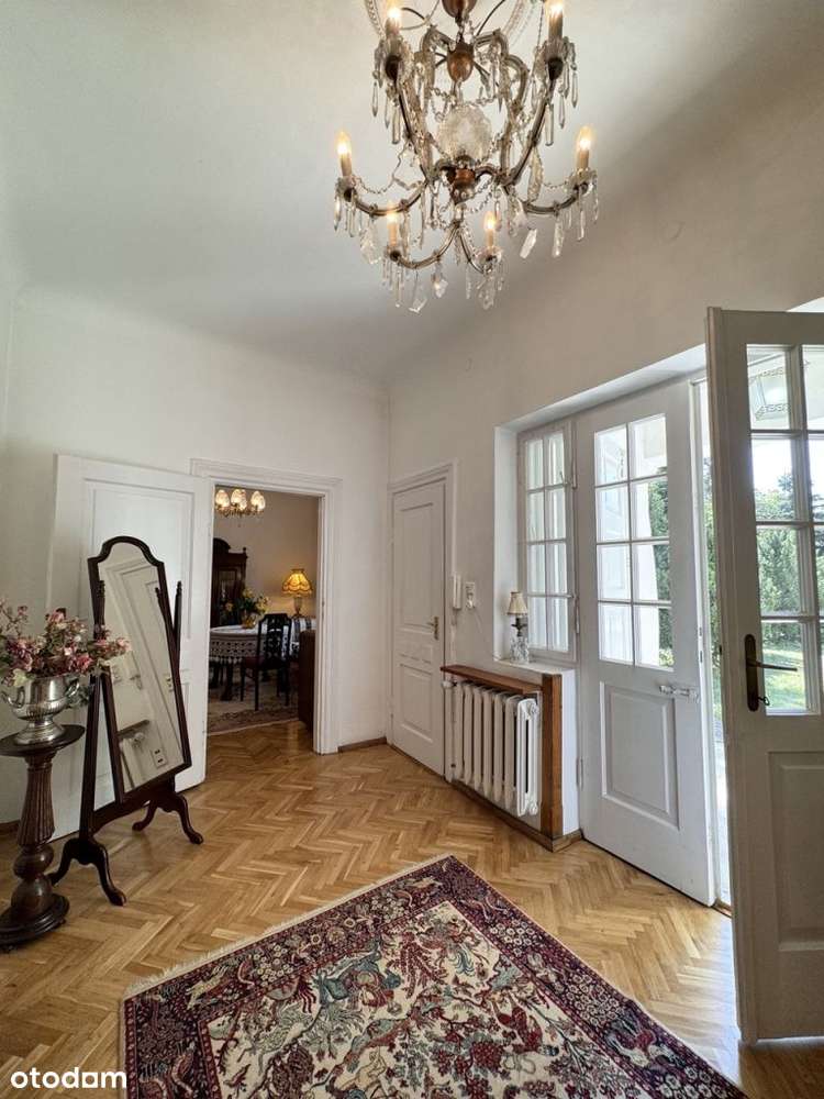 Willa w stylu dworkowym w Konstancinie-Jeziornie - Pełny obrazek: 5/13
