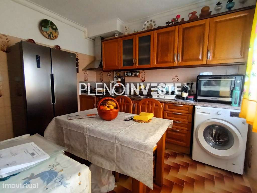 T2 com boas áreas na Arrentela-1