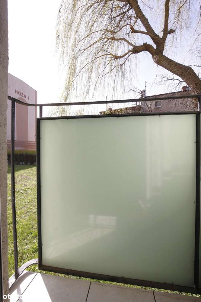 Klimatyczne mieszkanie 3-pok w niskim bloku-11