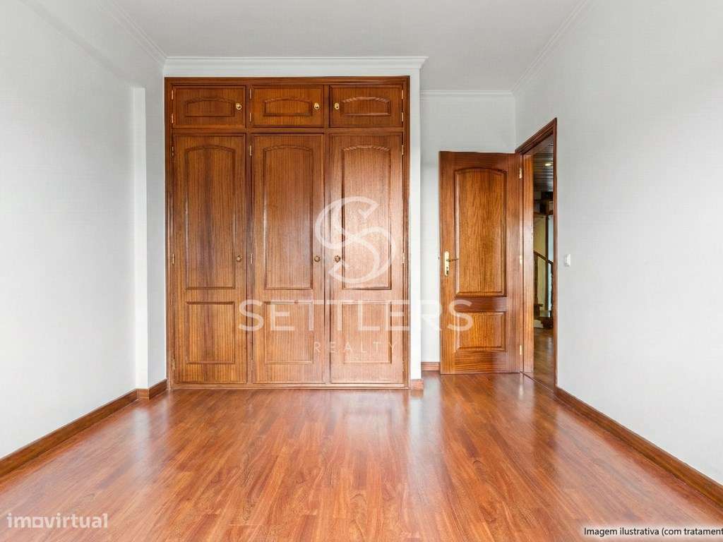 Apartamento T2+1 - Parede-20