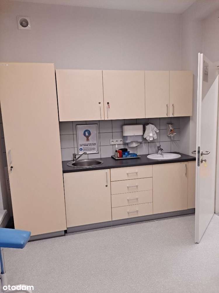 Lokal użytkowy na sprzedaż-7