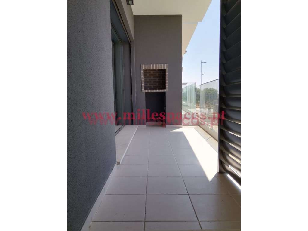 T4 Enorme Box 2 carros - Grande imagem: 5/15