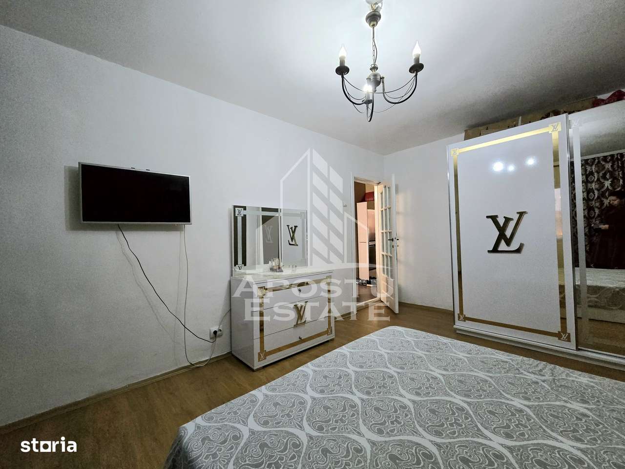 Apartament decomandat, 2 camere, etaj intermediar, Lipovei - Imagine principală: 3/13