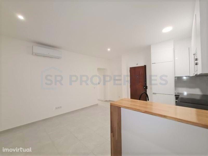 Apartamento T1 no centro de Quarteira