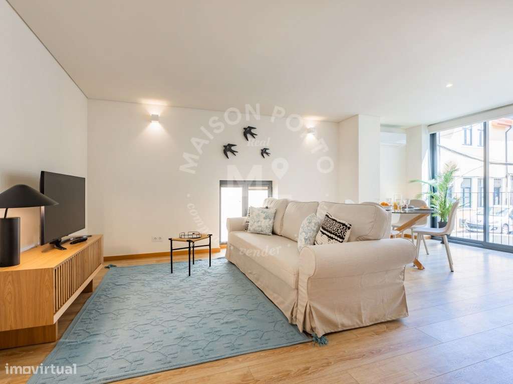 Apartamento T1 com Varanda Totalmente Equipado e Mobilado no Bonfim...-21