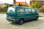 Volkswagen Multivan - 13