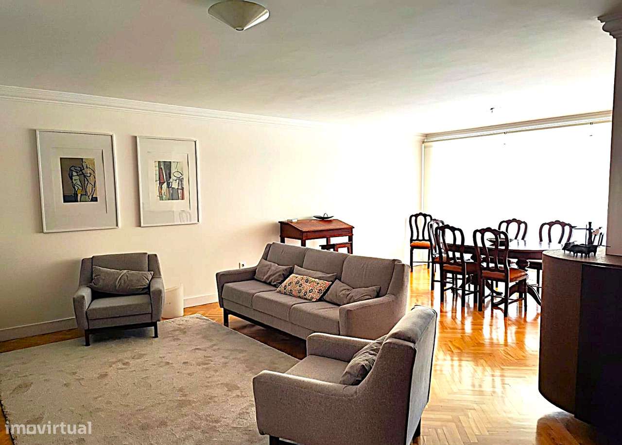 Apartamento T4 , mobilado e totalmente equipado - Grande imagem: 2/20