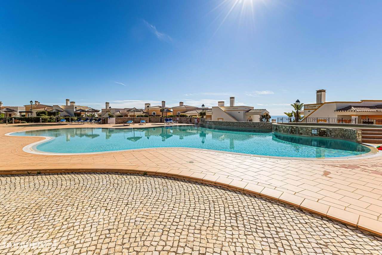 Moradia em Banda T2 com Vista Mar | Salema, Vila do Bispo-30