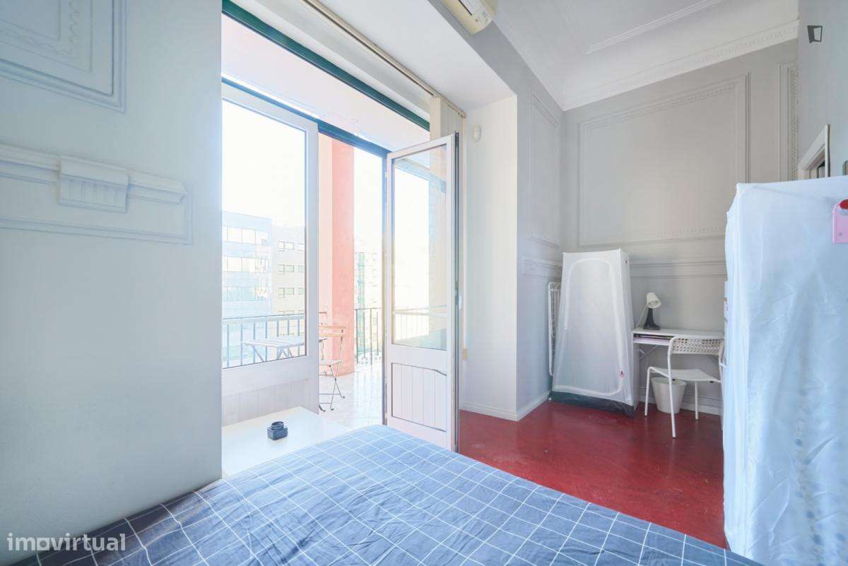 Quarto - localizado em Entrecampos Lisbon - Grande imagem: 4/10