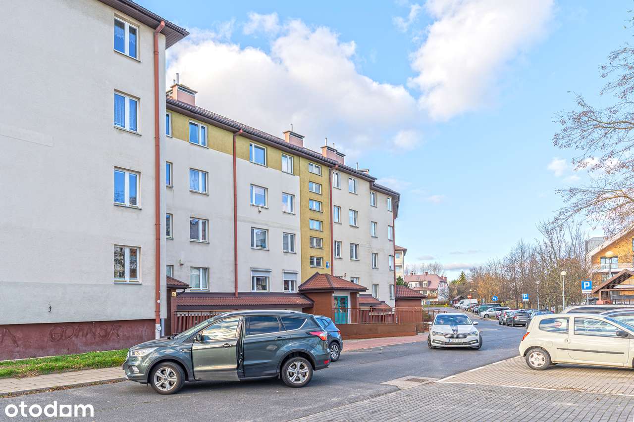 4 odrębne pokoje plus kuchnia, balkon, piwnica - Pełny obrazek: 1/13