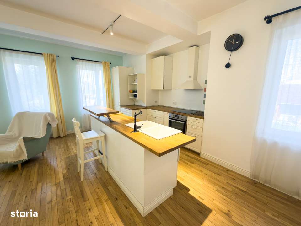 Vila D+P+1 si pod in Mamaia Sat cu teren 1569 mp si suprafata desfasur - Imagine principală: 5/19