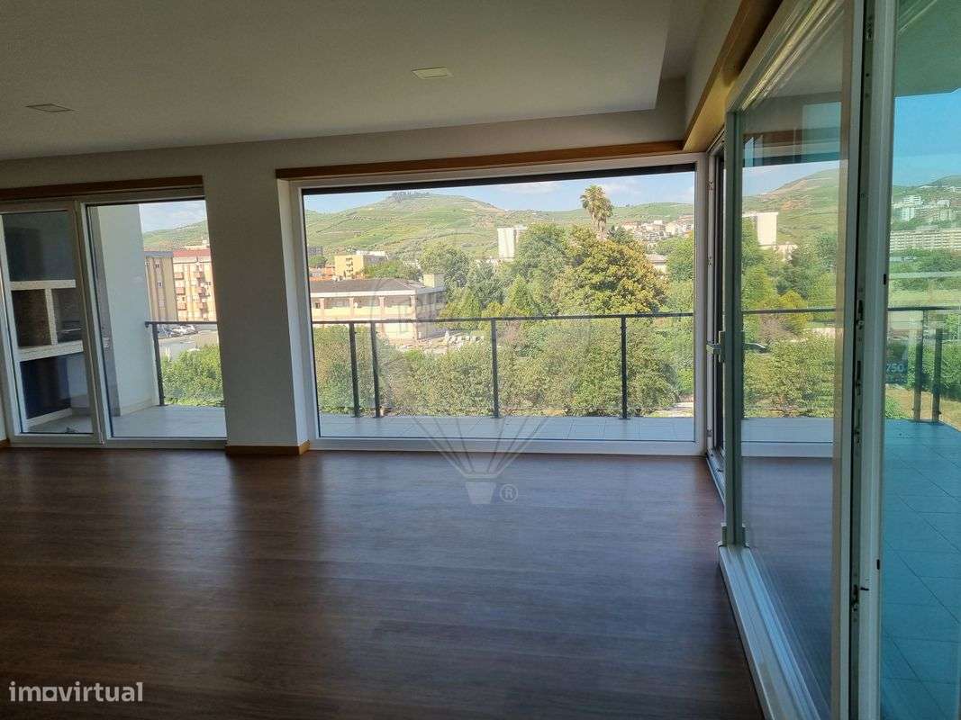 Apartamento T4 para venda-22