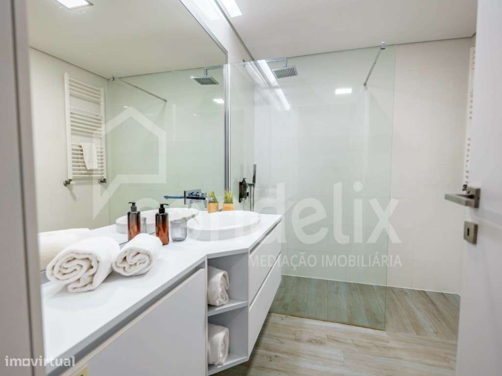 Apartamento T3 com vista rio, para venda no Freixo, Gondomar-25