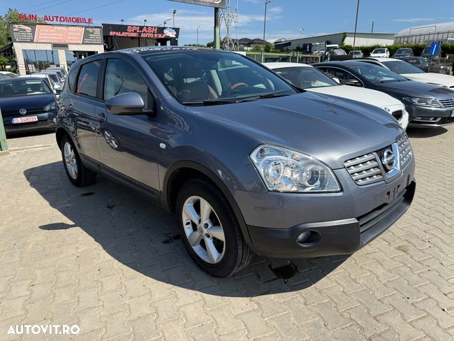 NISSAN QASHQAI - SUV
