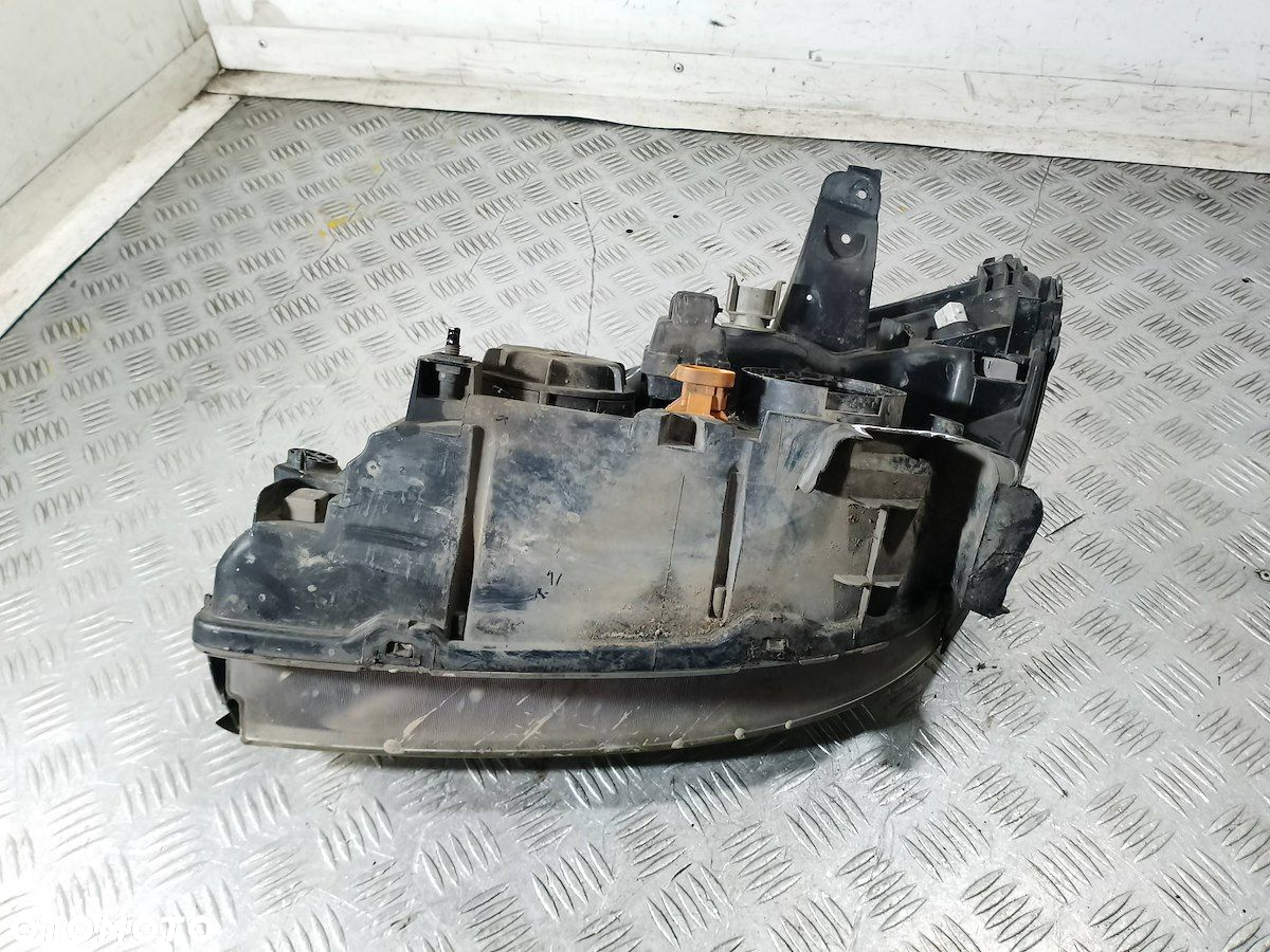 LAMPA PRAWA PRZÓD RENAULT SCENIC I LIFT 7700432097  7701047600 - 2