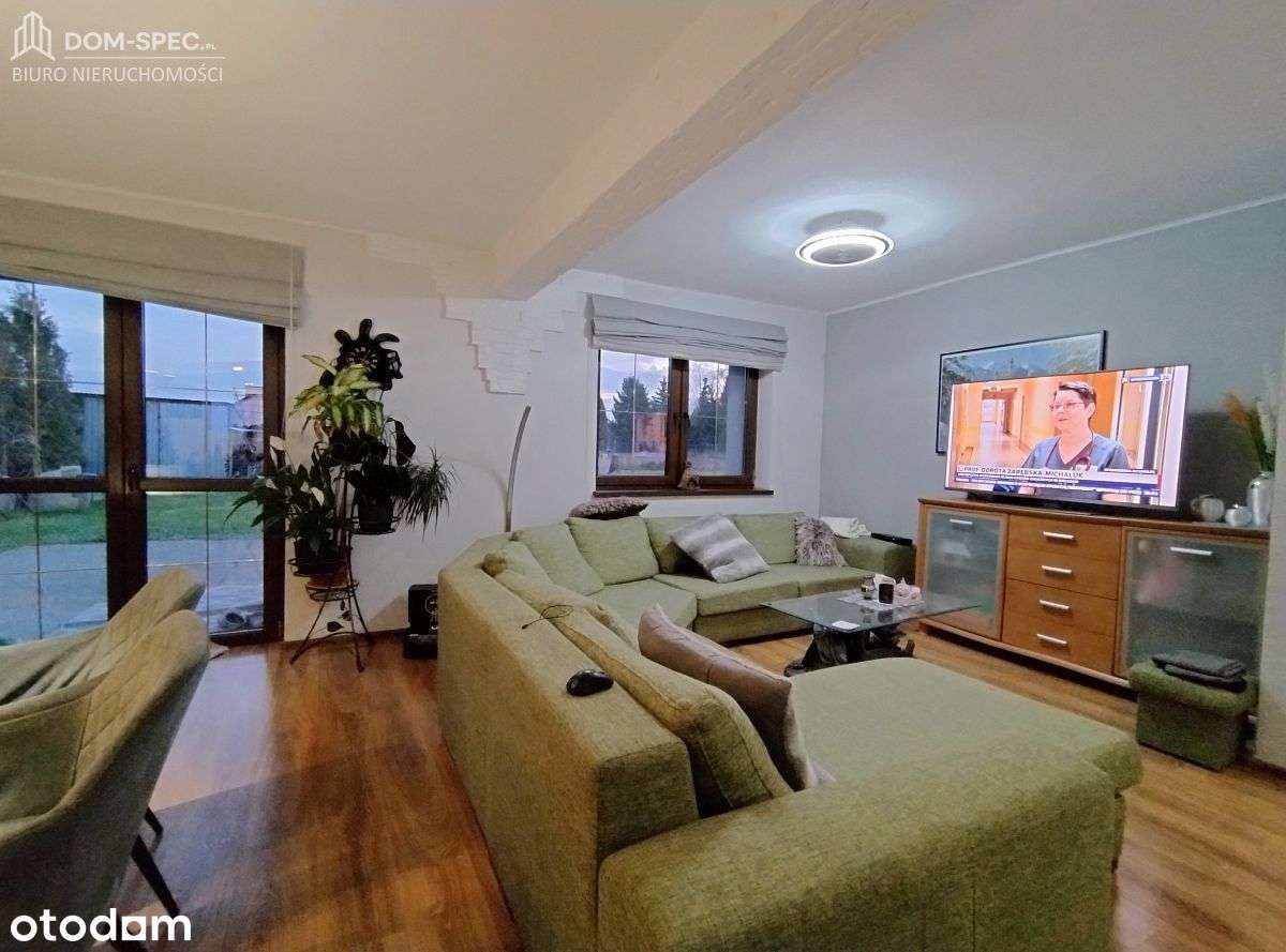 Dom na sprzedaż - Świerklany-1