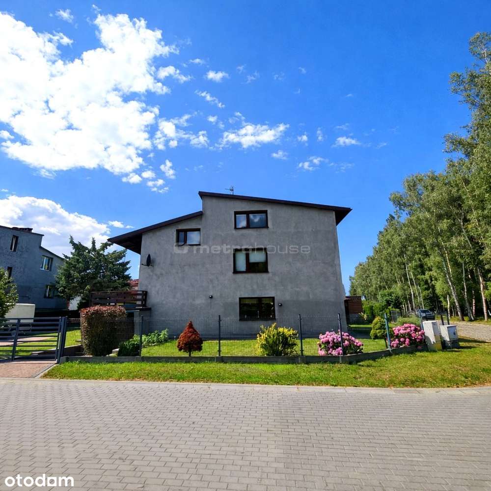 Piękny dom z garażem w Ustce, 1500 m od morza. – pohled 4