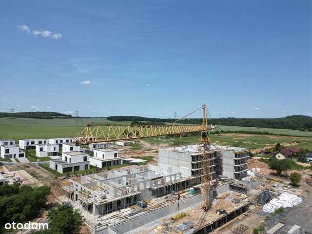 2 Pokoje/Ogród/GARAŻ/Komórka/ Budynek A2 LOK 10-11