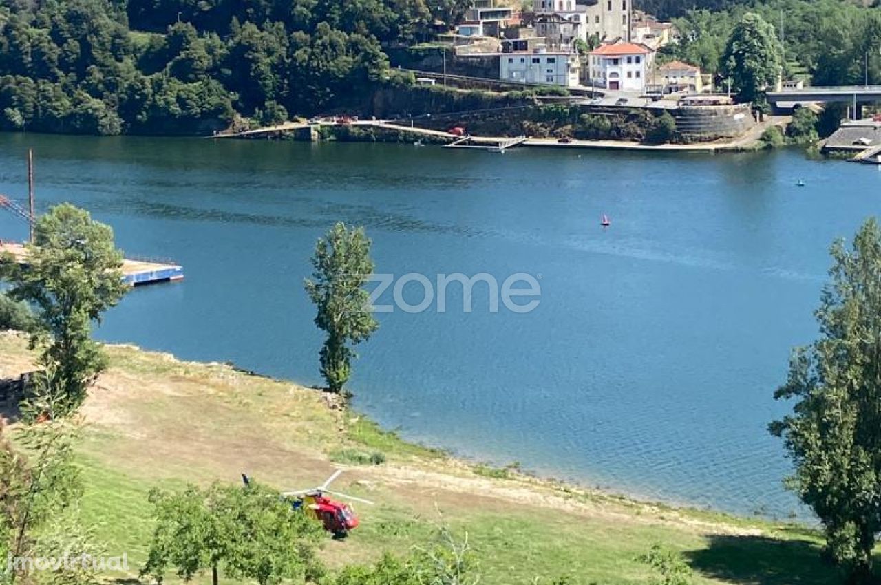 Quinta na margem de Rio douro