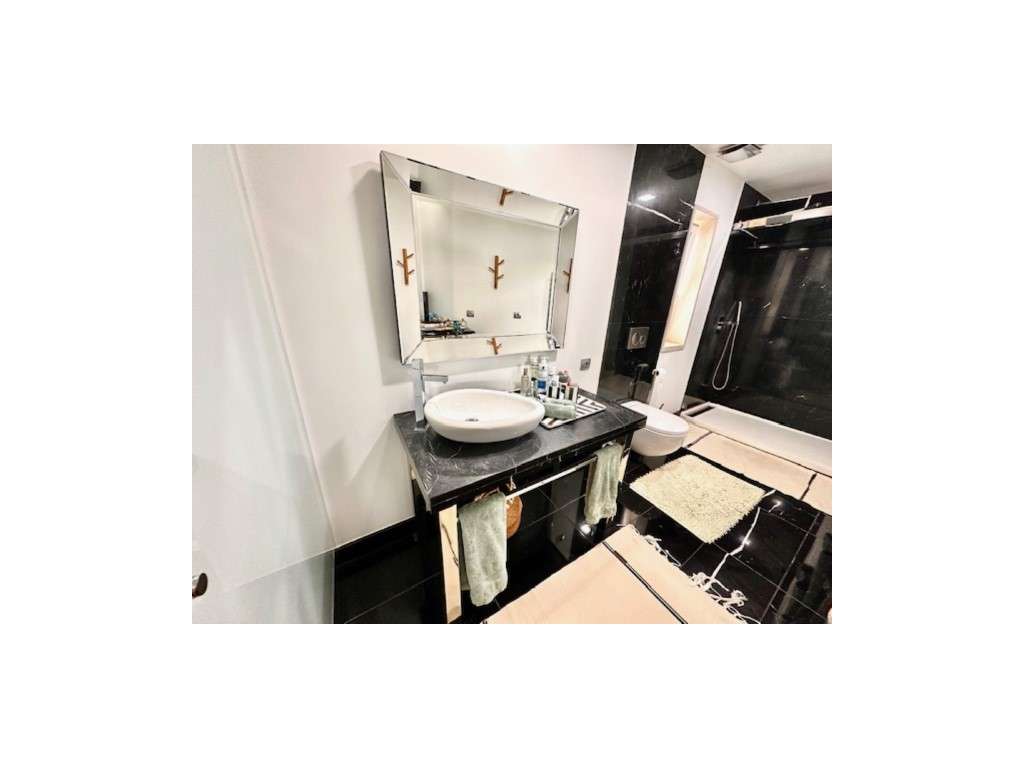 Moradia independente T4+1 em Murches com piscina, Cascais-26